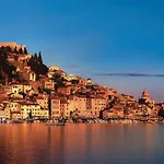 Holiday home Stunning In Sibenik - *
