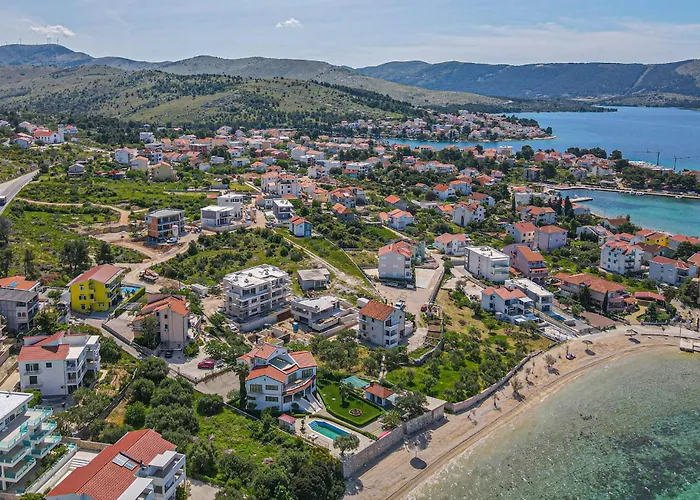 Stunning In Sibenik - בית נופש ז'אבוריץ'