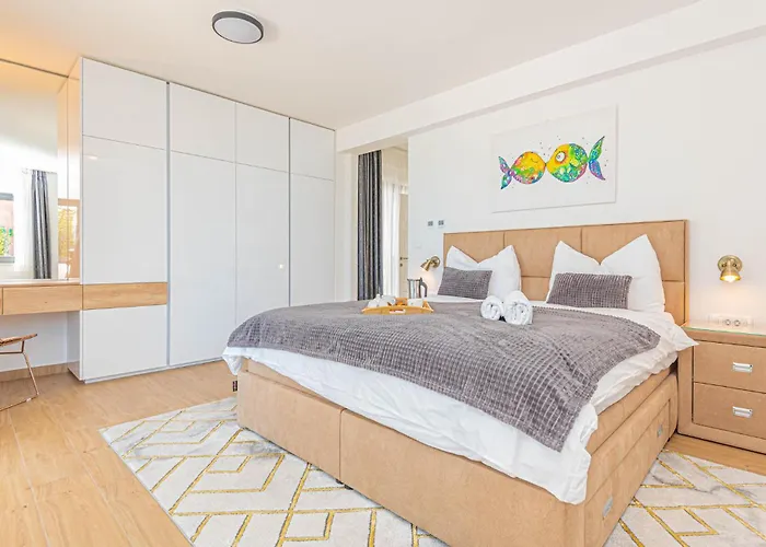 Stunning In Sibenik - בית נופש