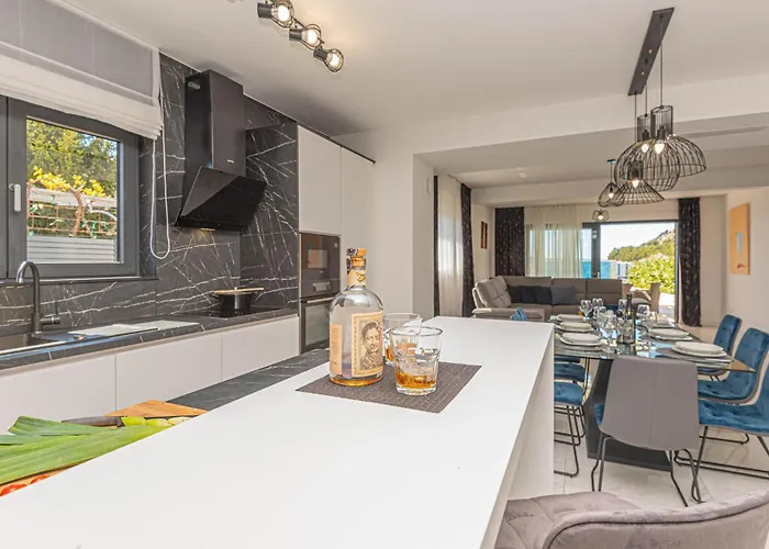 Stunning In Sibenik - ז'אבוריץ'